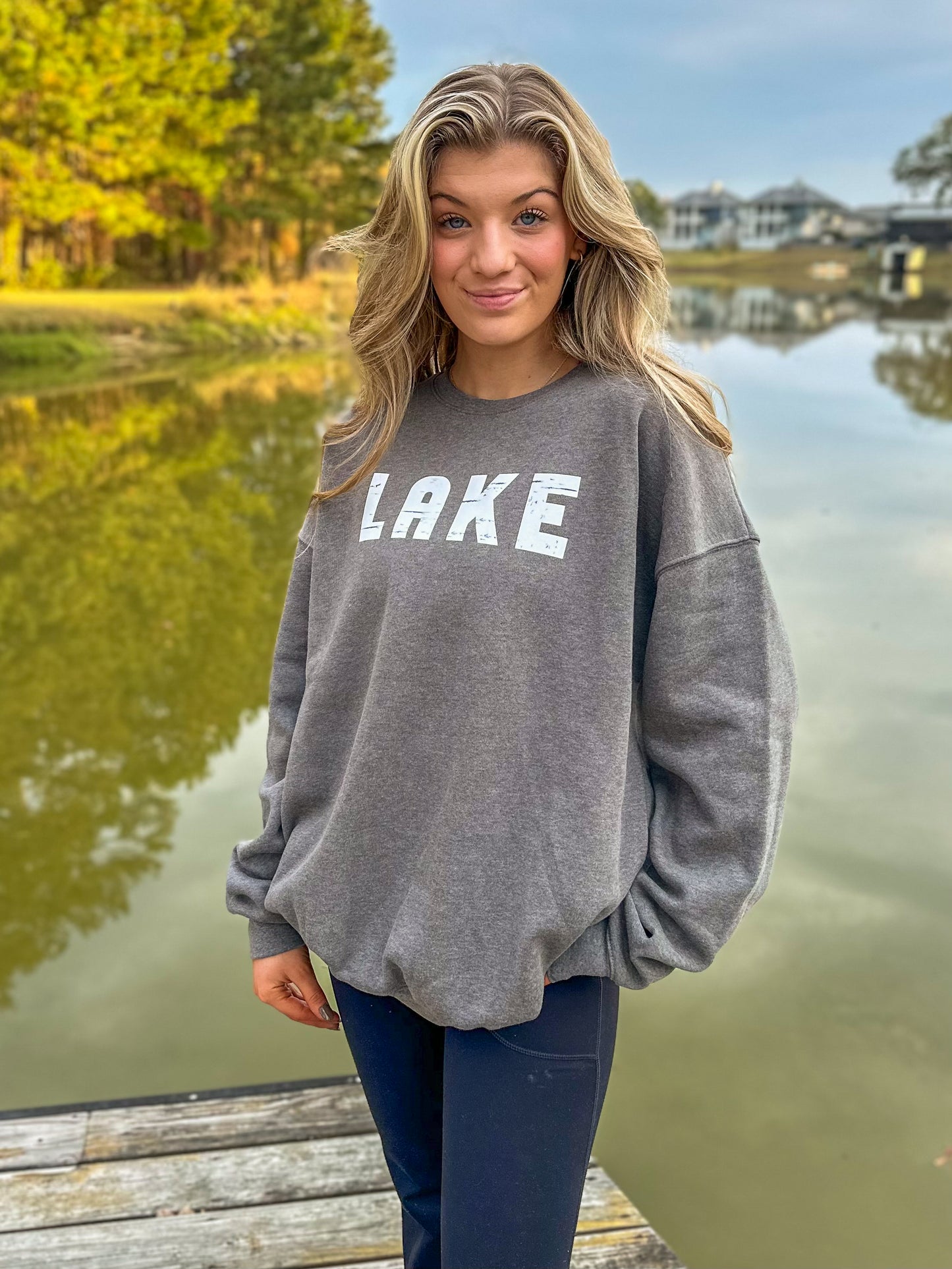 Lake Sweatshirt | Grey